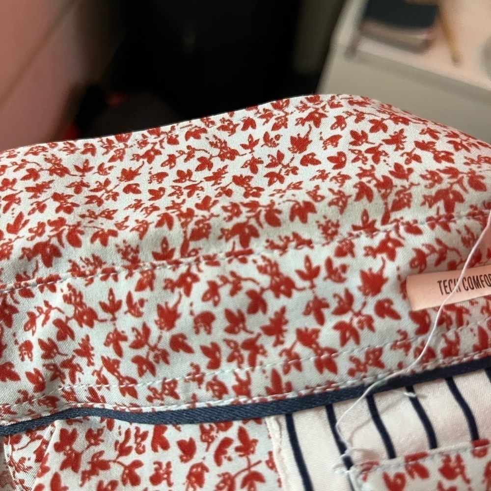 Denim & Flower Red Floral Button Down Shirt - Picture 7 of 7
